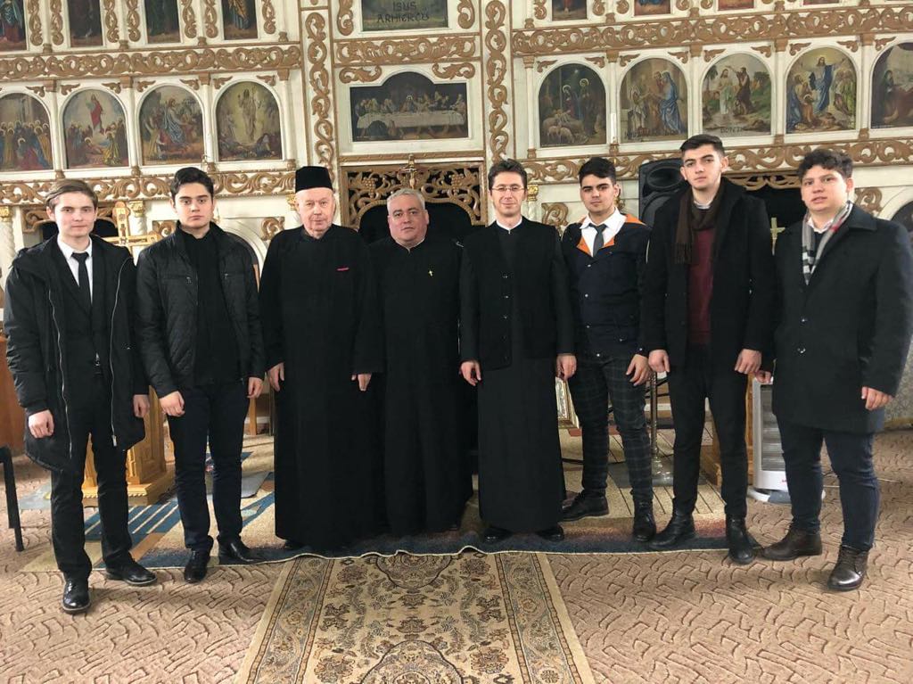 Misiunea elevilor seminariști în parohia Parva